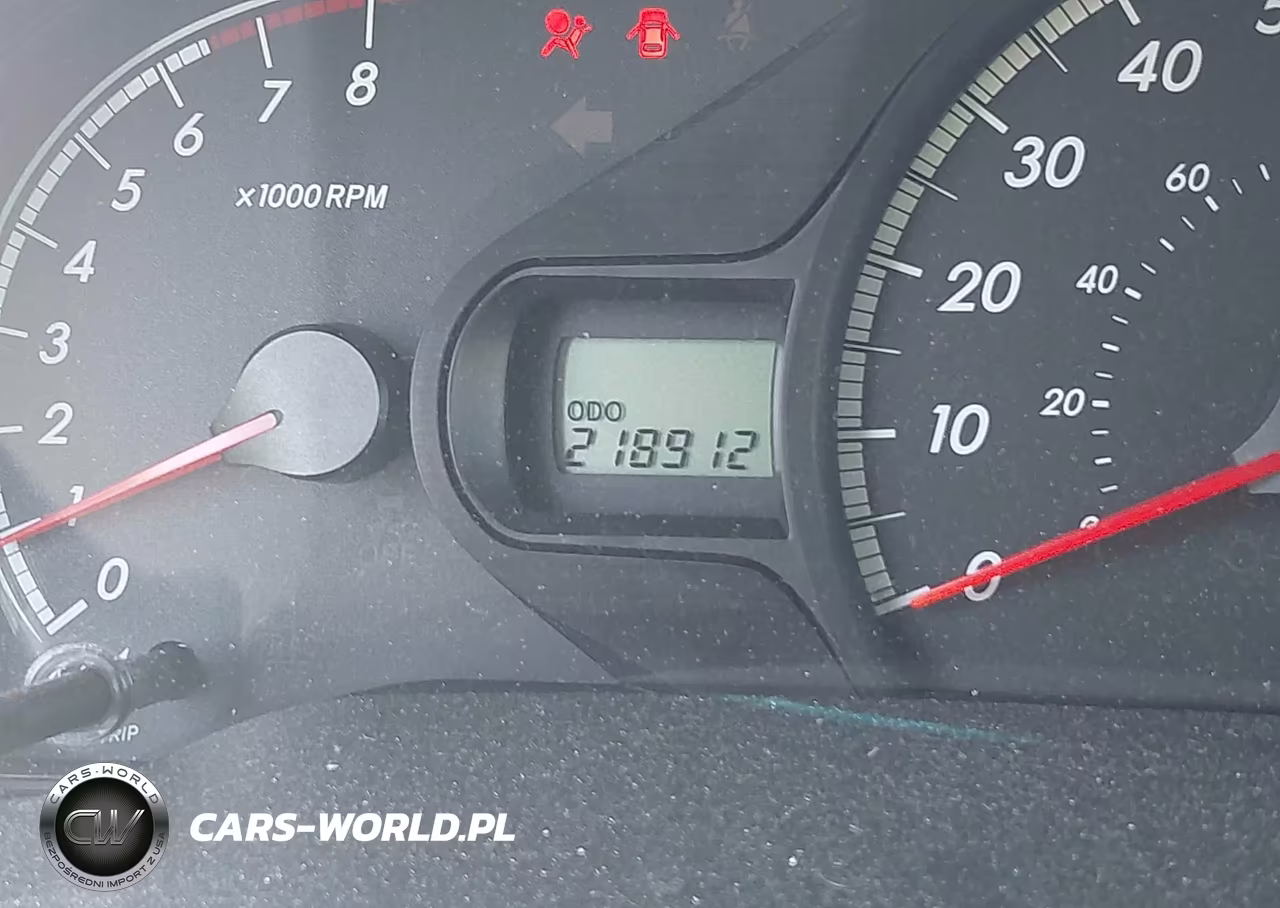 2013 Toyota Sienna Le V6 8 Passenger VIN:5TDKK3DC7DS383981 - 16