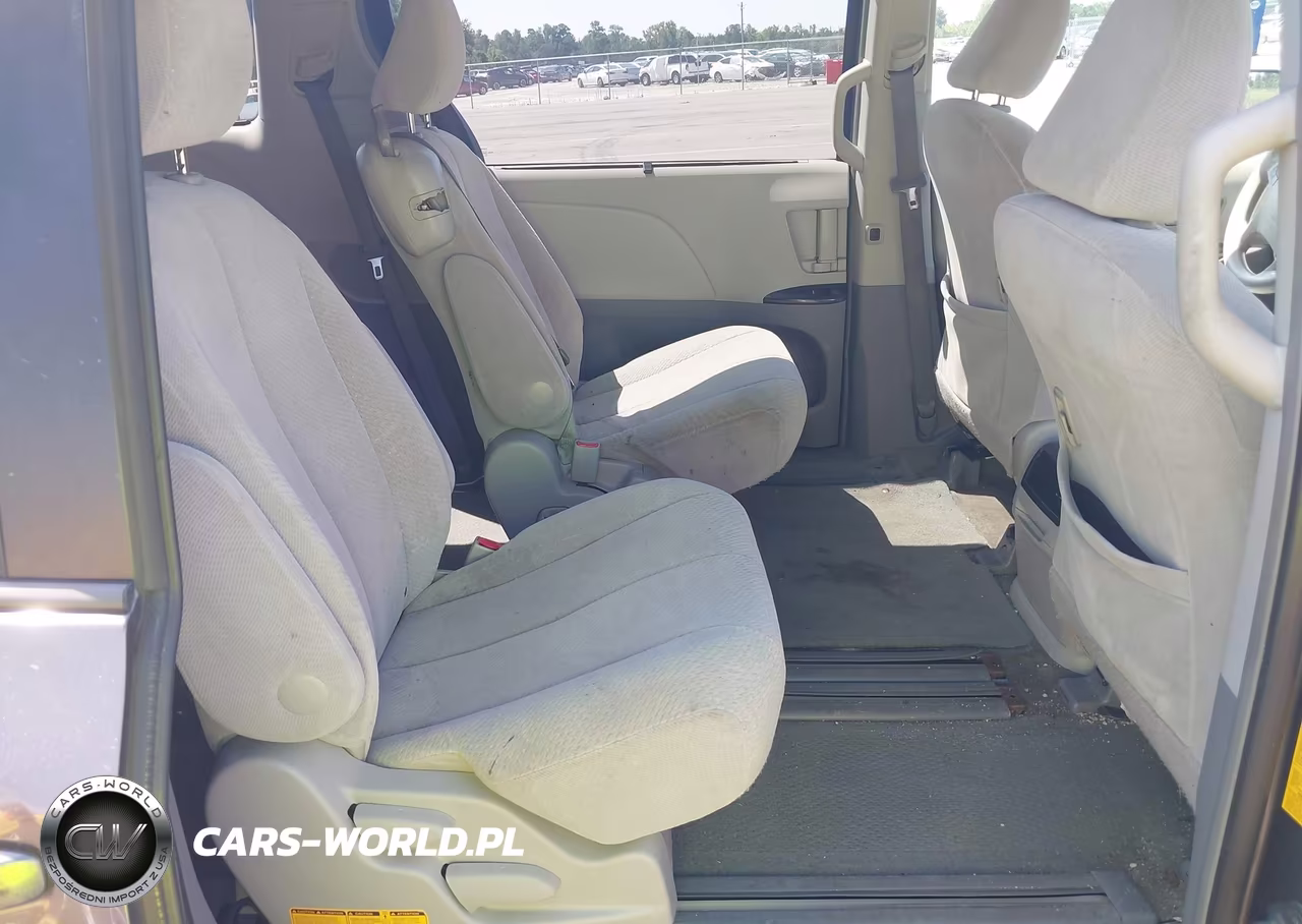 2013 Toyota Sienna Le V6 8 Passenger VIN:5TDKK3DC7DS383981 - 8