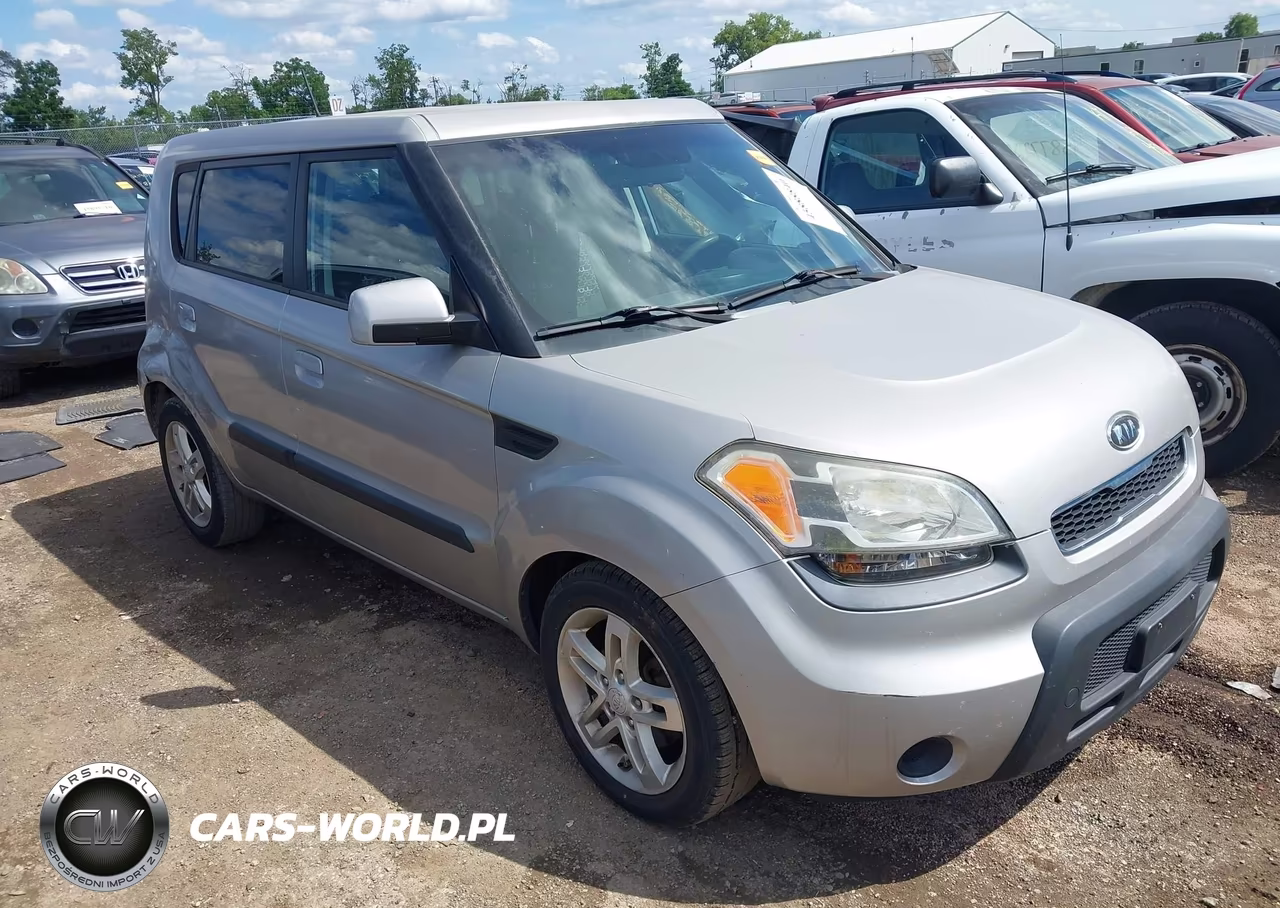 2010 Kia Soul +