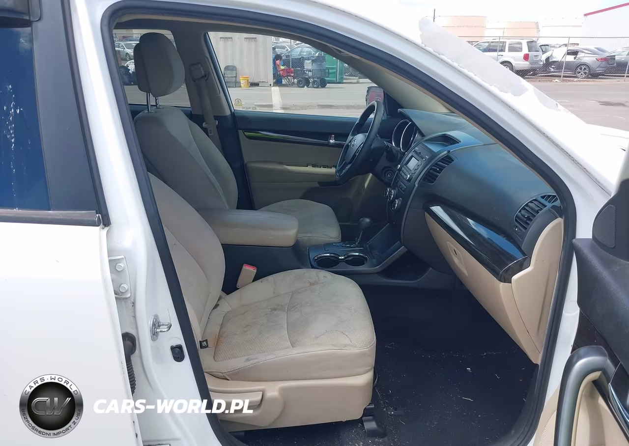 2012 Kia Sorento Lx VIN:5XYKT3A69CG306701 - 5