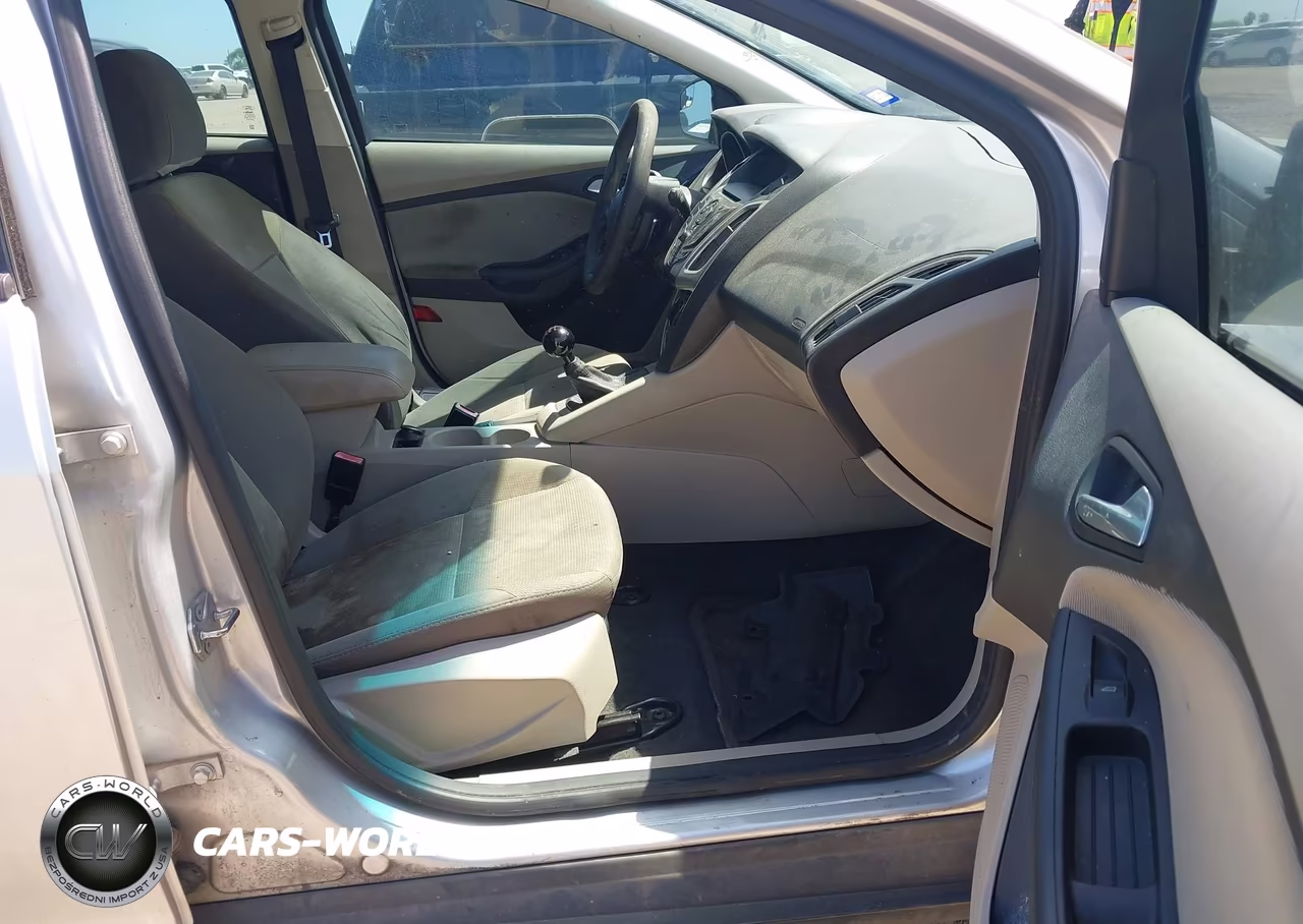 2013 Ford Focus Se VIN:1FADP3K20DL106925 - 5