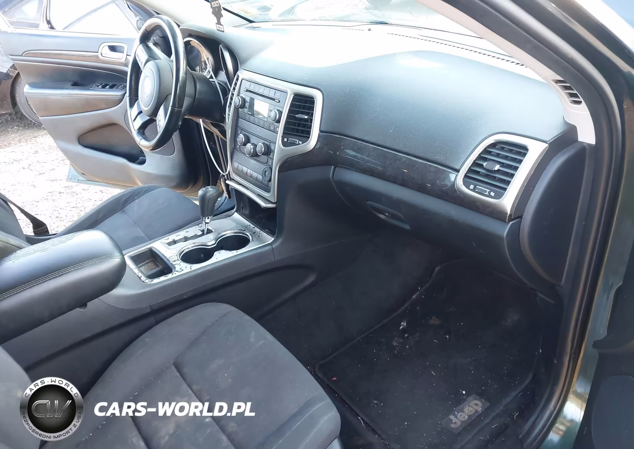 2011 Jeep Grand Cherokee Laredo VIN:1J4RR4GG5BC670503 - 5