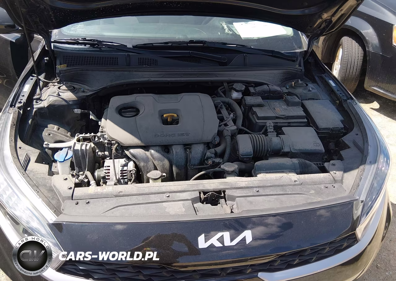 2023 Kia Forte Lxs VIN:3KPF24AD3PE630934 - 10