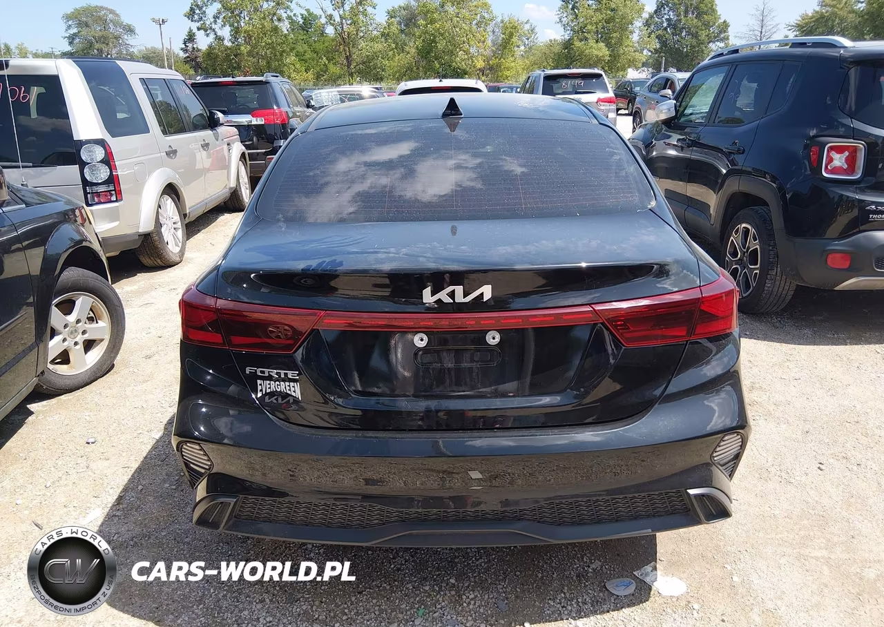 2023 Kia Forte Lxs VIN:3KPF24AD3PE630934 - 17