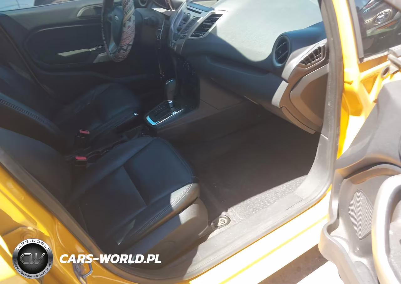 2011 Ford Fiesta Ses VIN:3FADP4FJ6BM102722 - 5