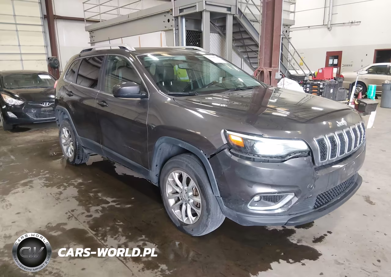 2019 Jeep Cherokee Latitude Plus 4X4 – zdjęcie 1 z 16