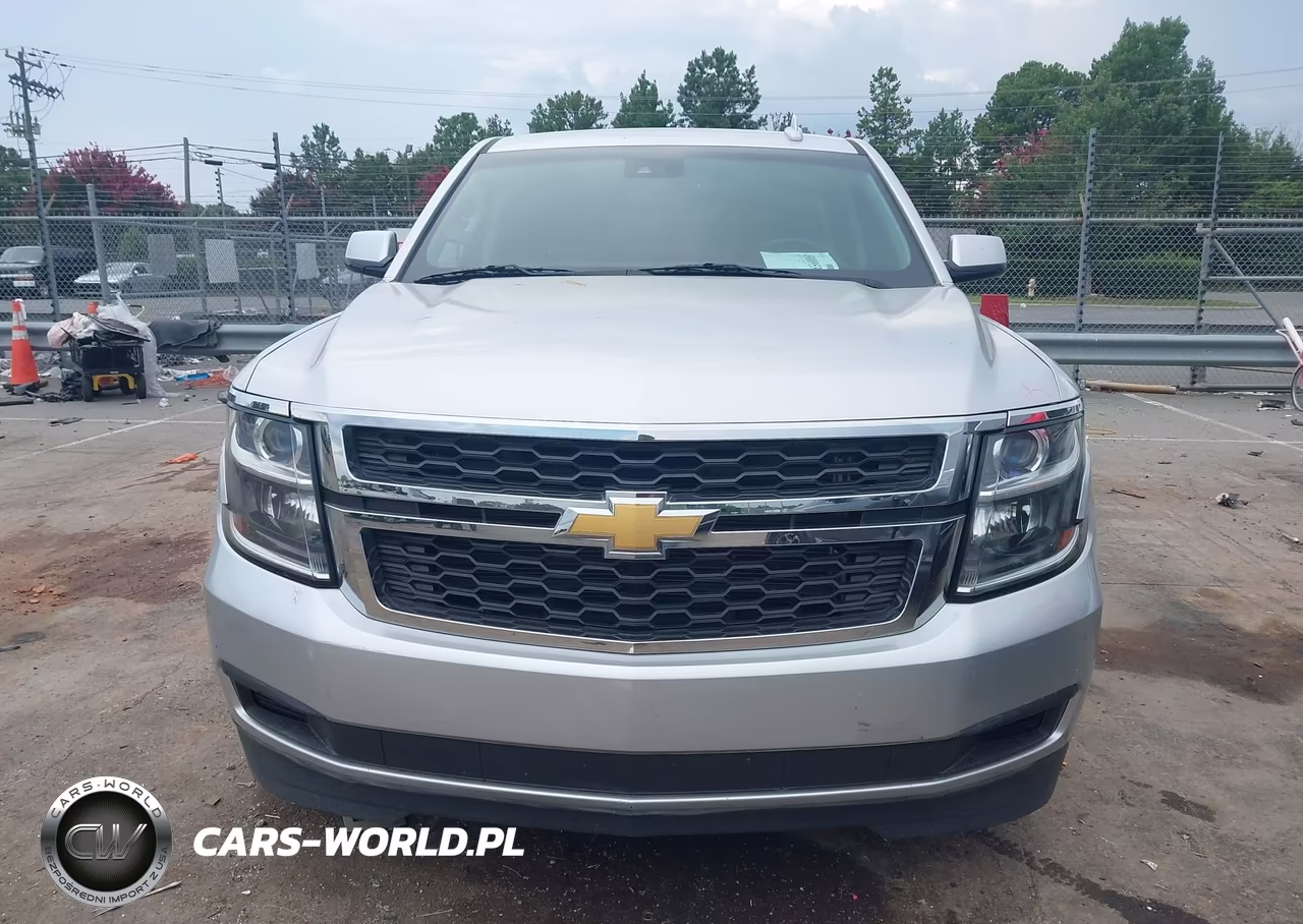 2017 Chevrolet Suburban Lt VIN:1GNSCHKCXHR235817 - 12