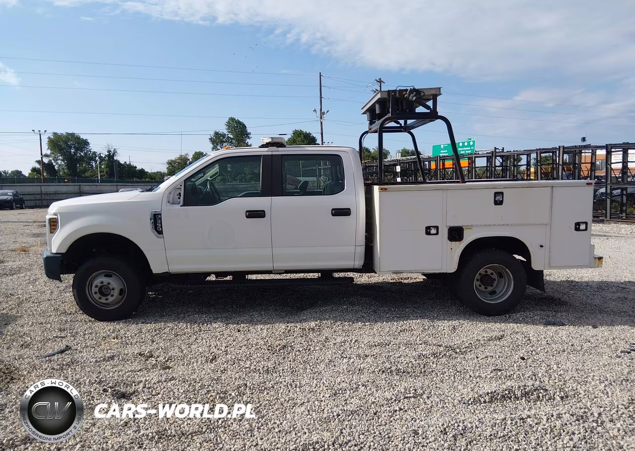 2018 Ford F-350 Xl VIN:1FT8W3D69JEC11543 - 14