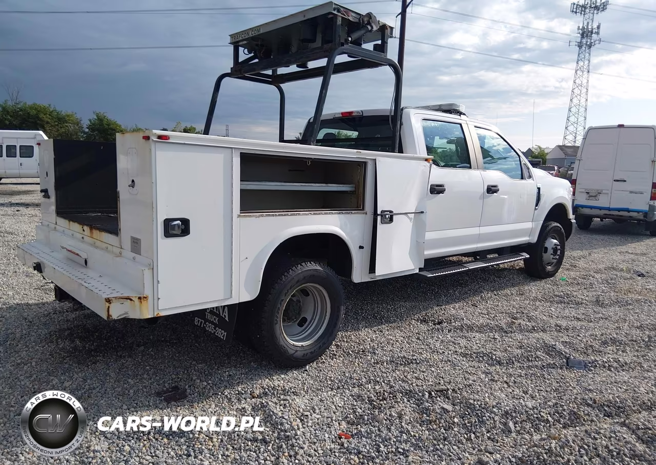 2018 Ford F-350 Xl VIN:1FT8W3D69JEC11543 - 4