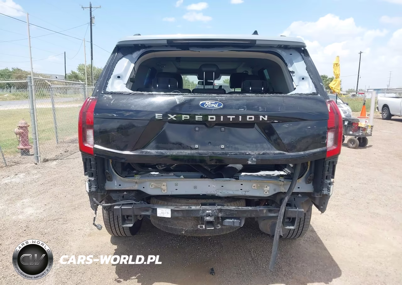 2025 Ford Expedition Active VIN:1FMJU1H8XSEA02266 - 17