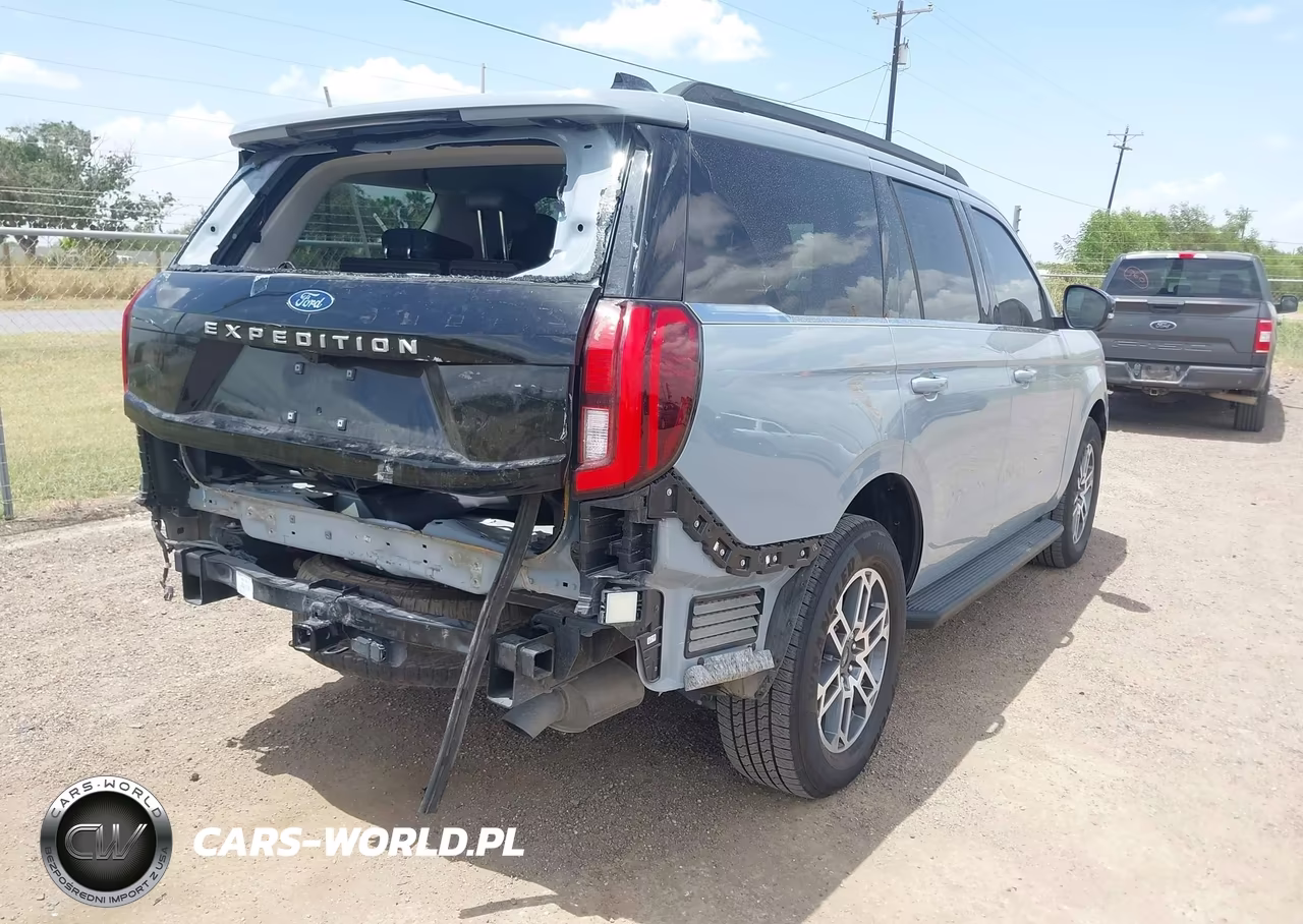2025 Ford Expedition Active VIN:1FMJU1H8XSEA02266 - 4