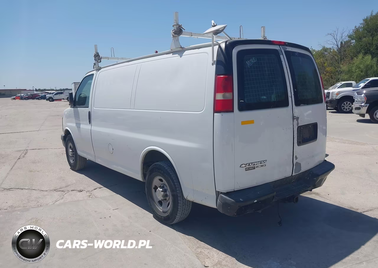 2012 Chevrolet Express 2500 Work Van VIN:1GCWGFBA6C1165404 - 3