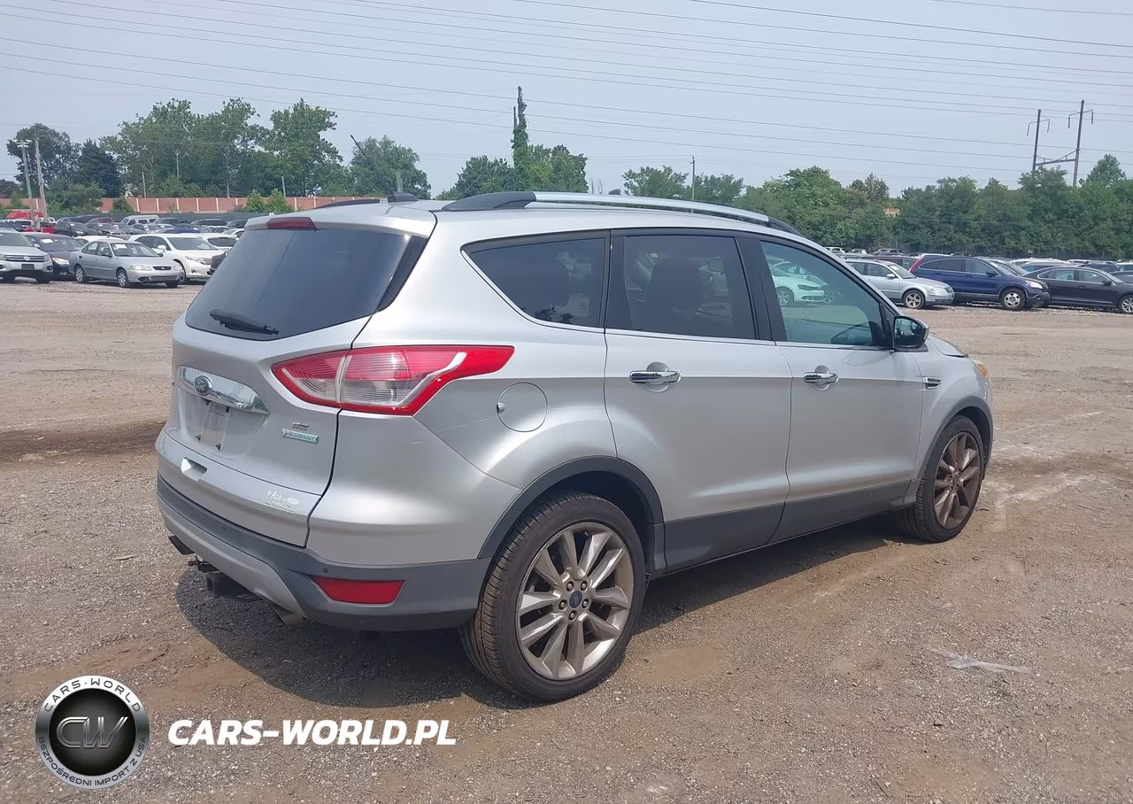 2015 Ford Escape Se VIN:1FMCU0GX2FUA35642 - 4