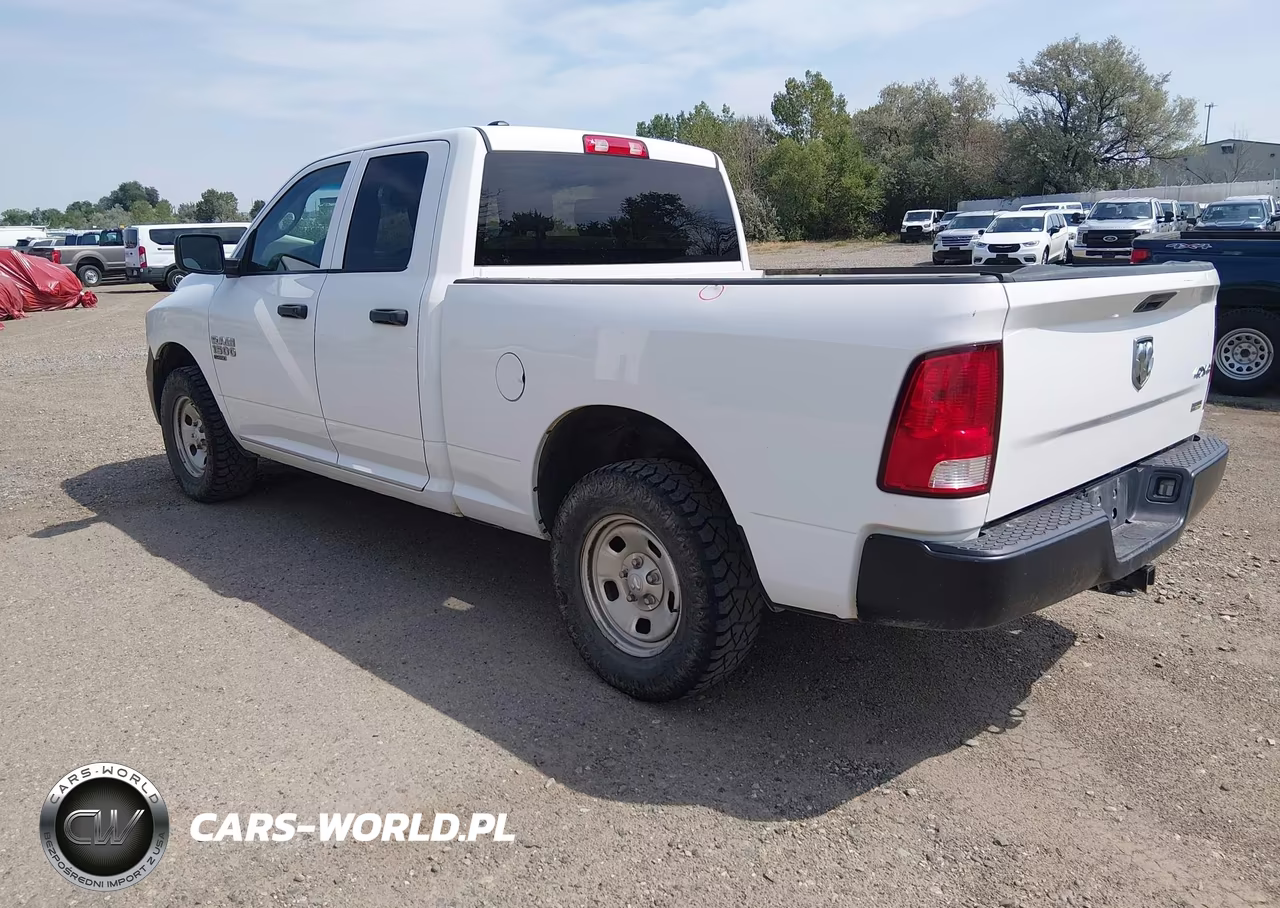 2019 Ram 1500 Classic Tradesman 4X4 6'4 Box VIN:1C6RR7FG0KS629542 - 3