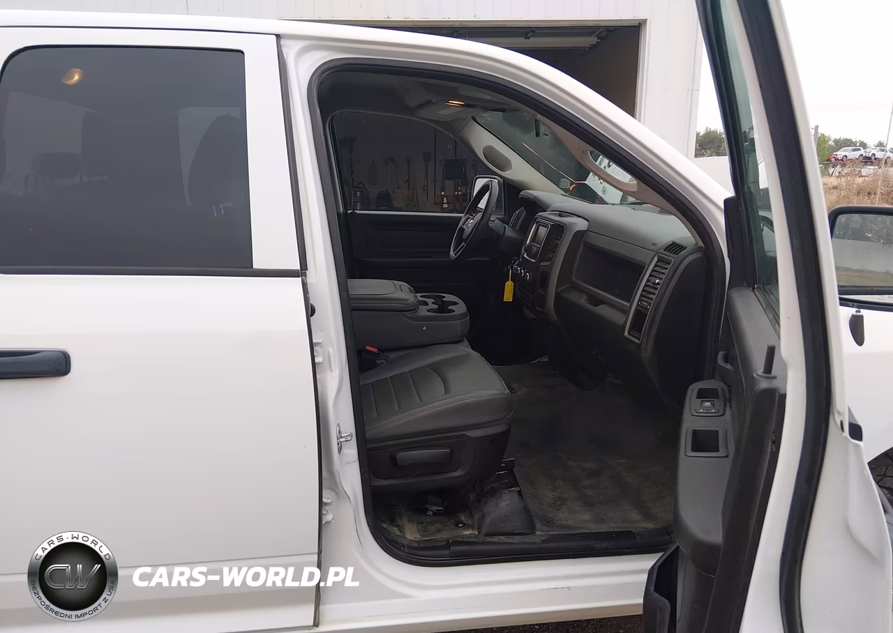 2019 Ram 1500 Classic Tradesman 4X4 6'4 Box VIN:1C6RR7FG0KS629542 - 5