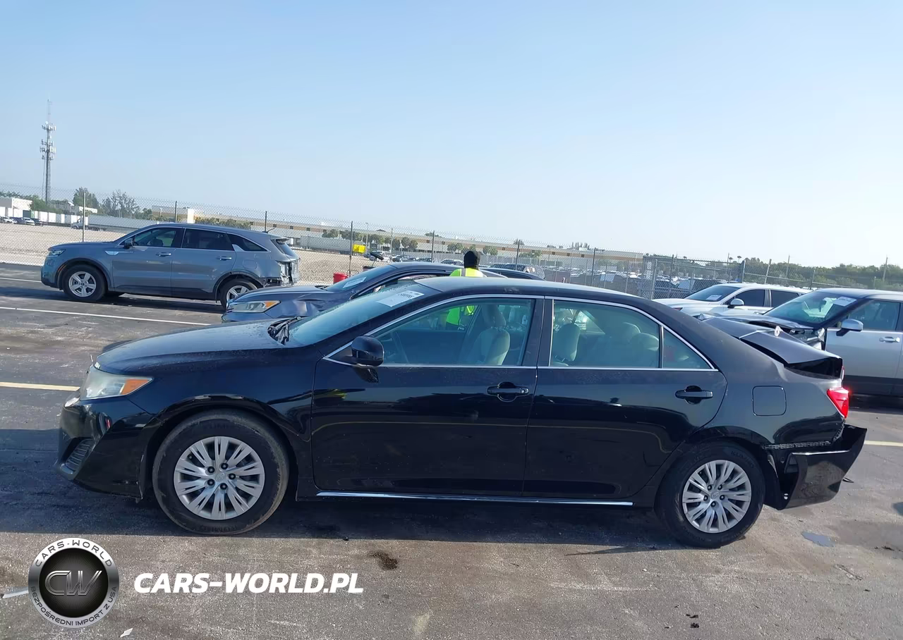 2012 Toyota Camry Le VIN:4T1BF1FK4CU166164 - 15