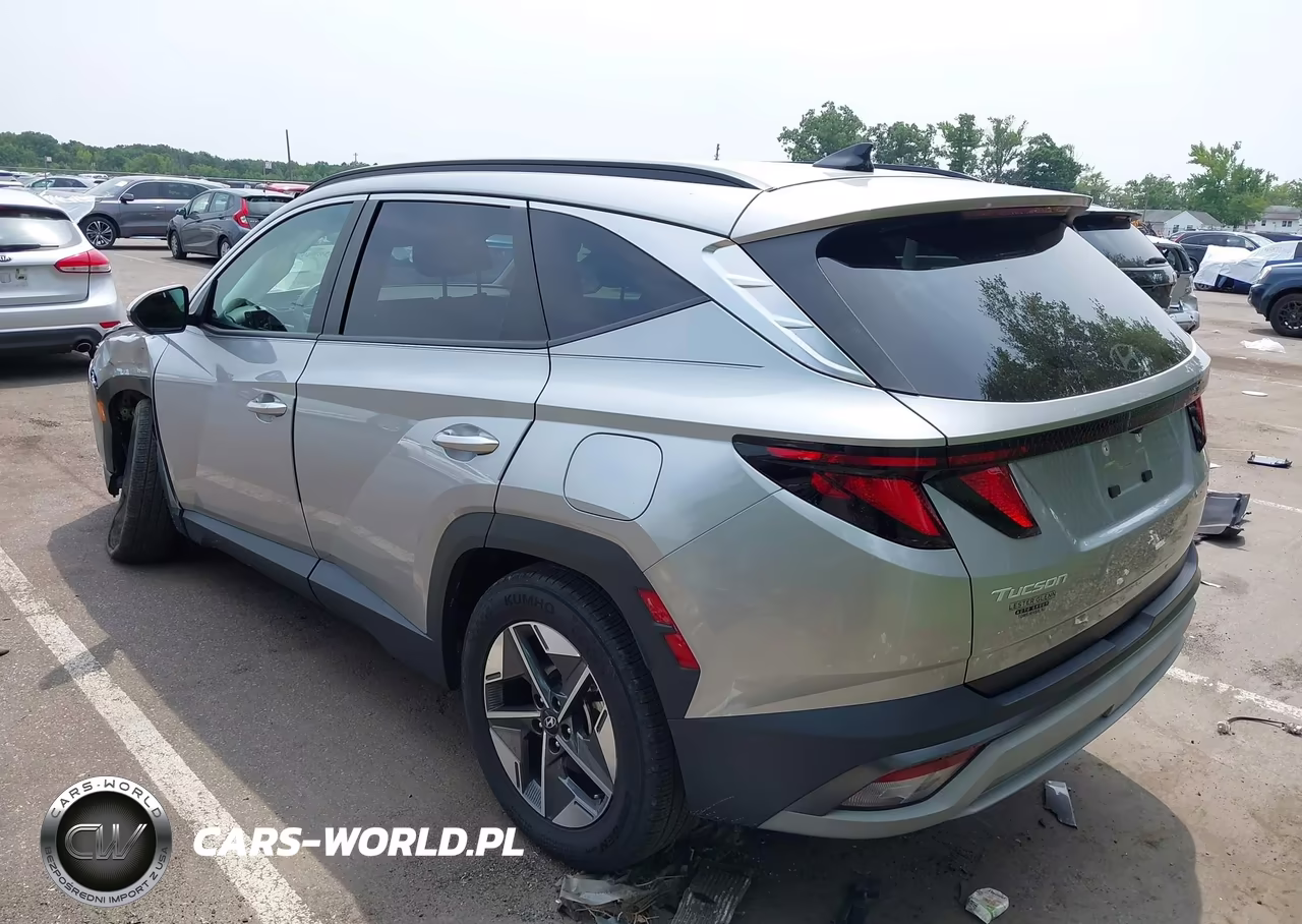 2025 Hyundai Tucson Sel VIN:5NMJBCDE1SH473818 - 3