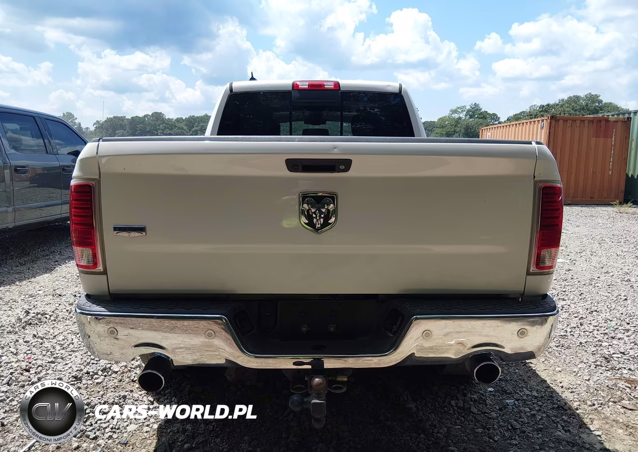 2016 Ram 1500 Laramie VIN:1C6RR6VT5GS189396 - 16