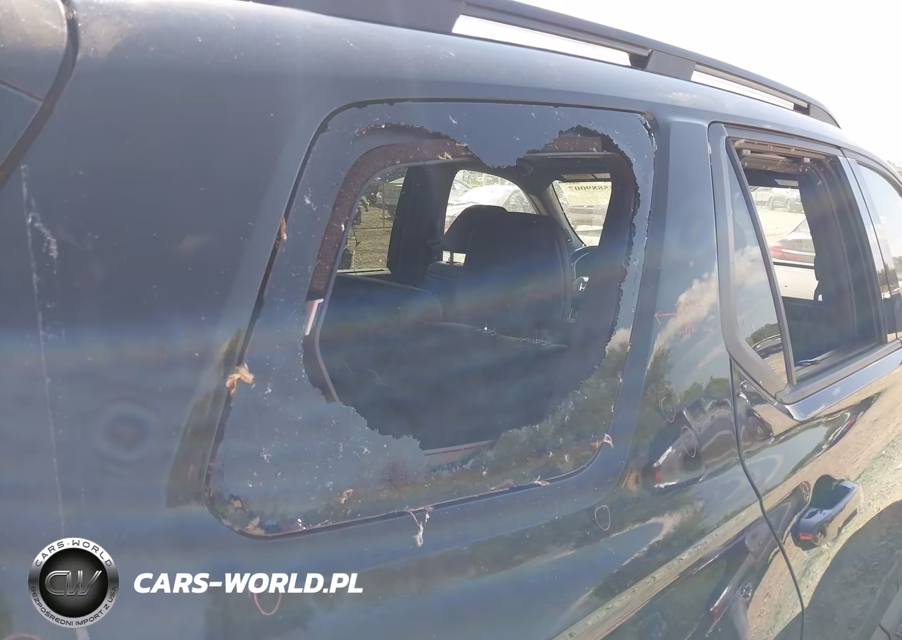 2025 Honda Pilot Black Edition VIN:5FNYG1H93SB099571 - 17