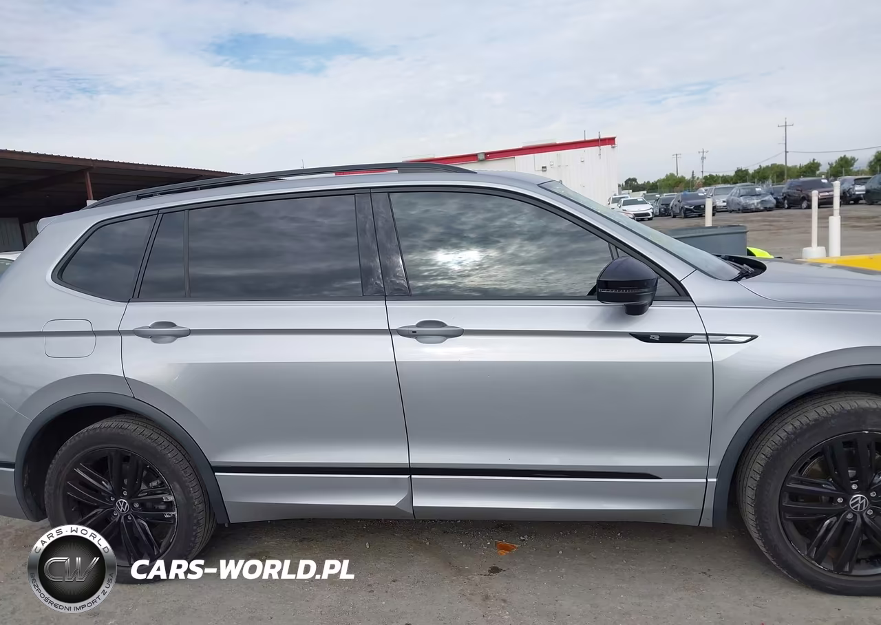 2022 Volkswagen Tiguan 2.0T Se R-Line Black VIN:3VVCB7AX6NM099716 - 13