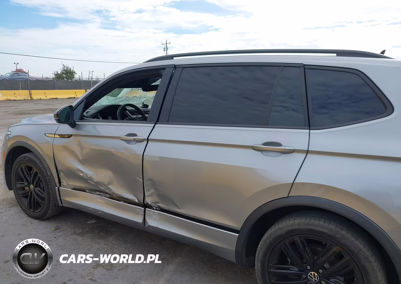 2022 Volkswagen Tiguan 2.0T Se R-Line Black VIN:3VVCB7AX6NM099716 - 14