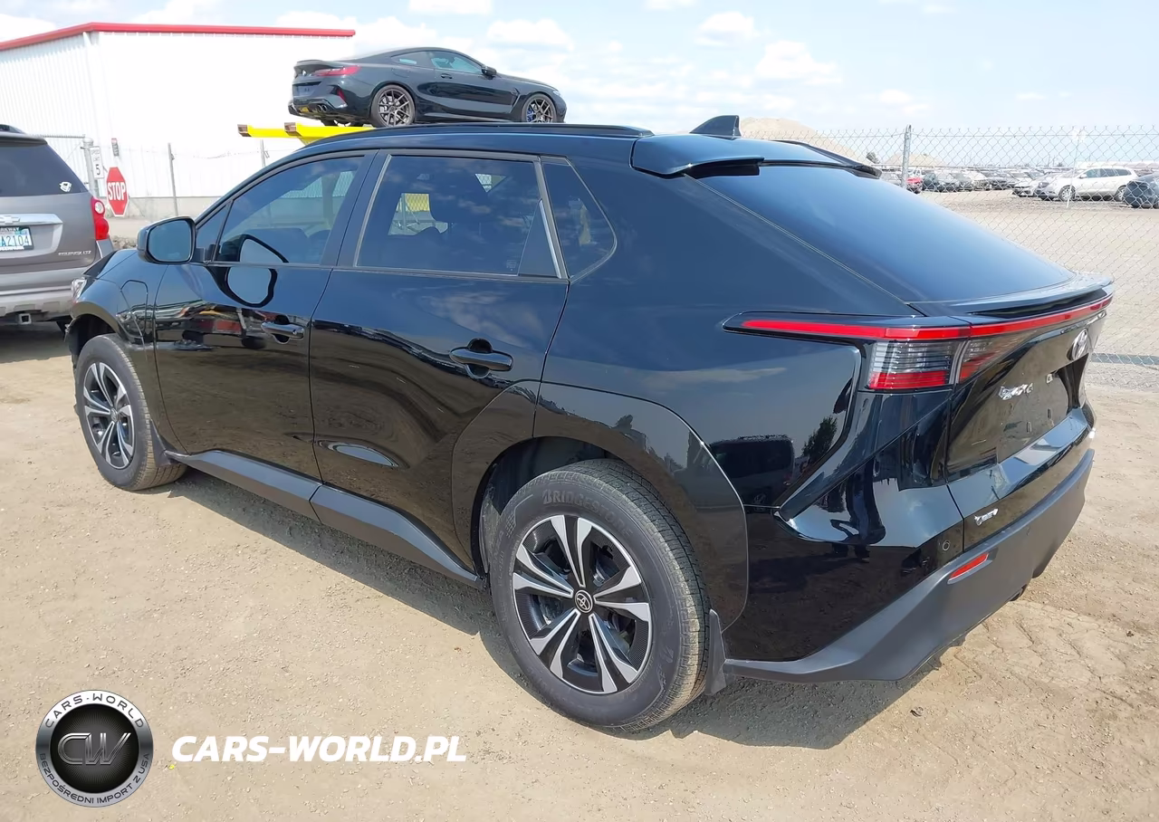 2024 Toyota Bz4X Xle VIN:JTMABACA1RA061194 - 3