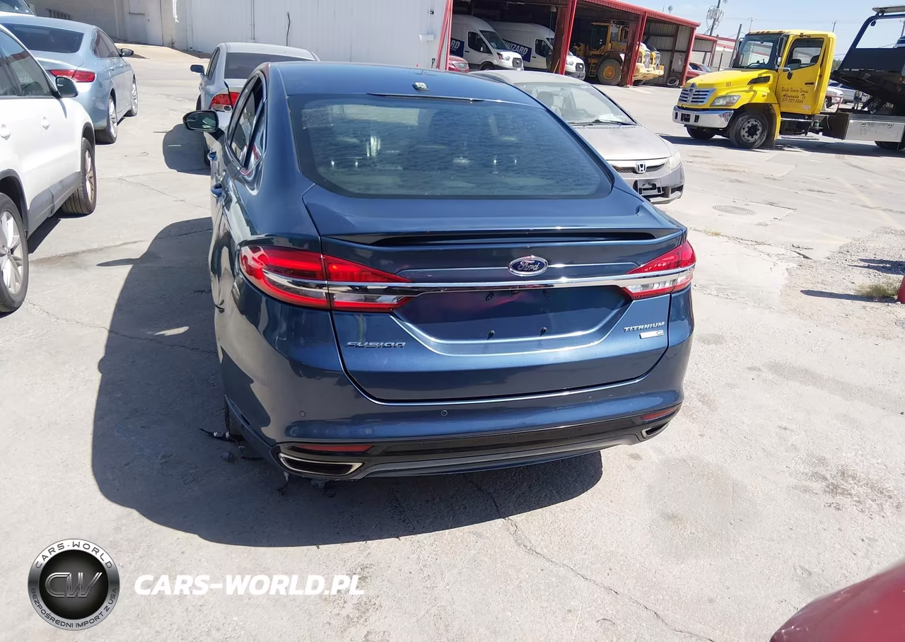 2018 Ford Fusion Titanium VIN:3FA6P0D99JR225944 - 16