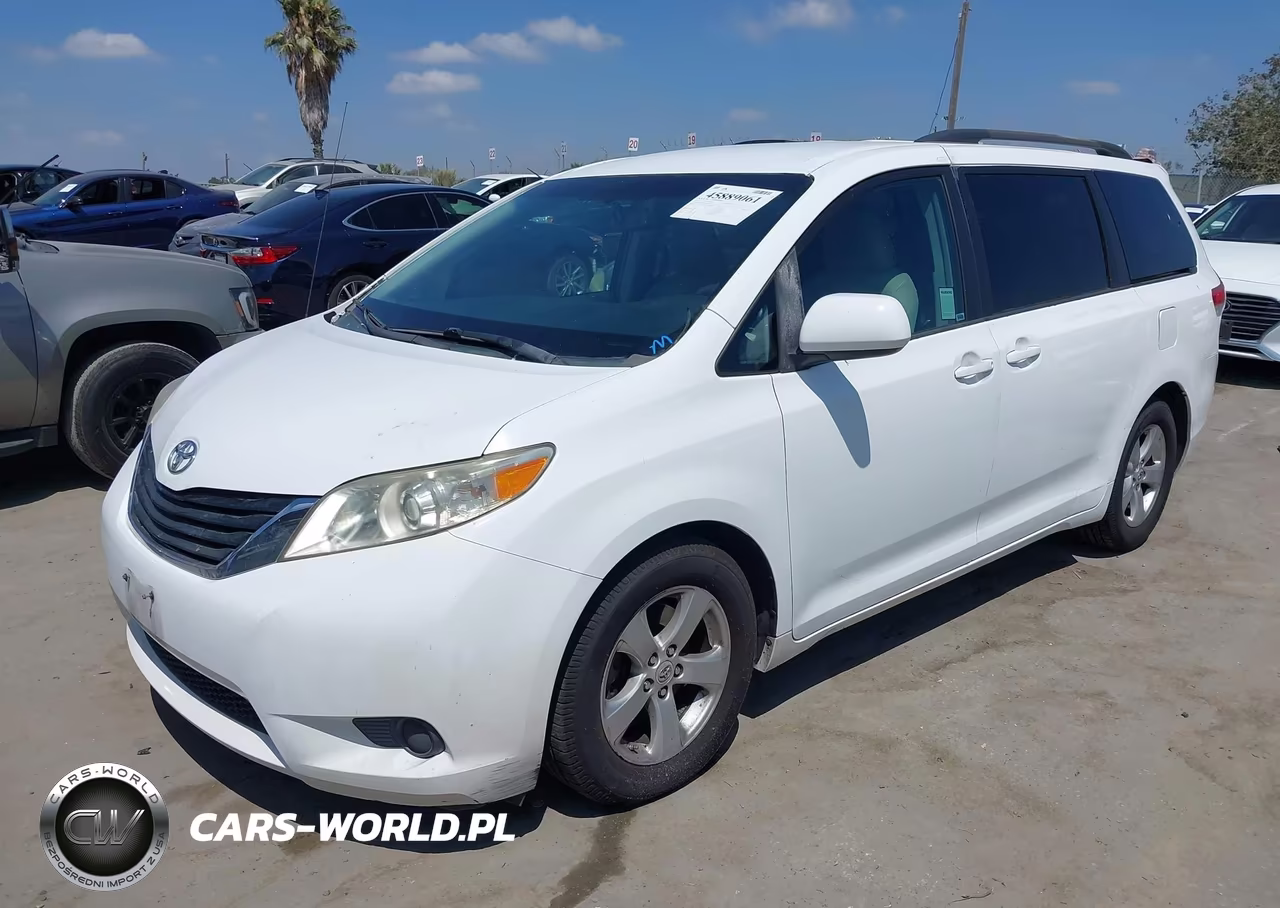 2012 Toyota Sienna Le V6 8 Passenger VIN:5TDKK3DC0CS251451 - 2