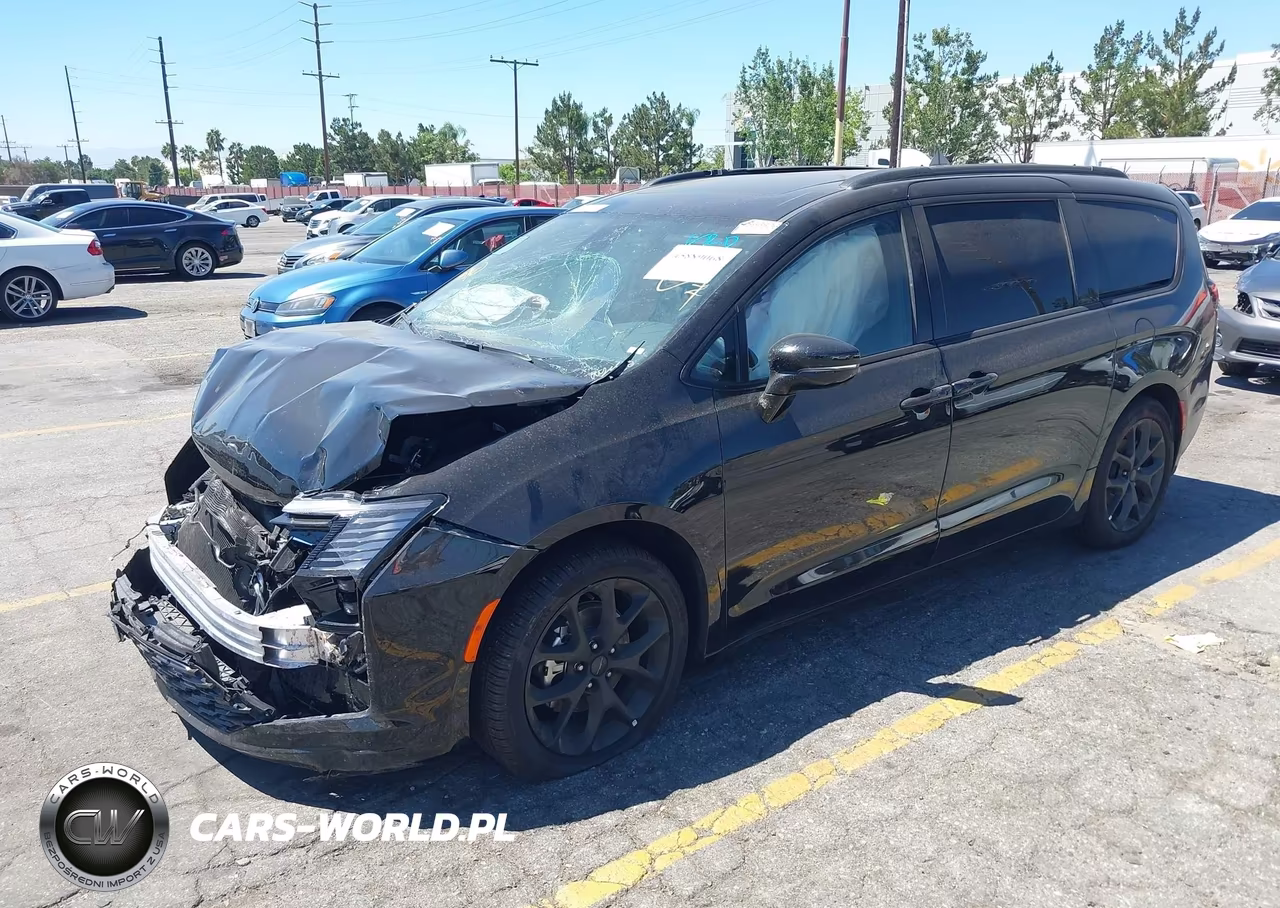 2027 Chrysler Pacifica Limited VIN:2C4RC1GG0VR557222 - 2