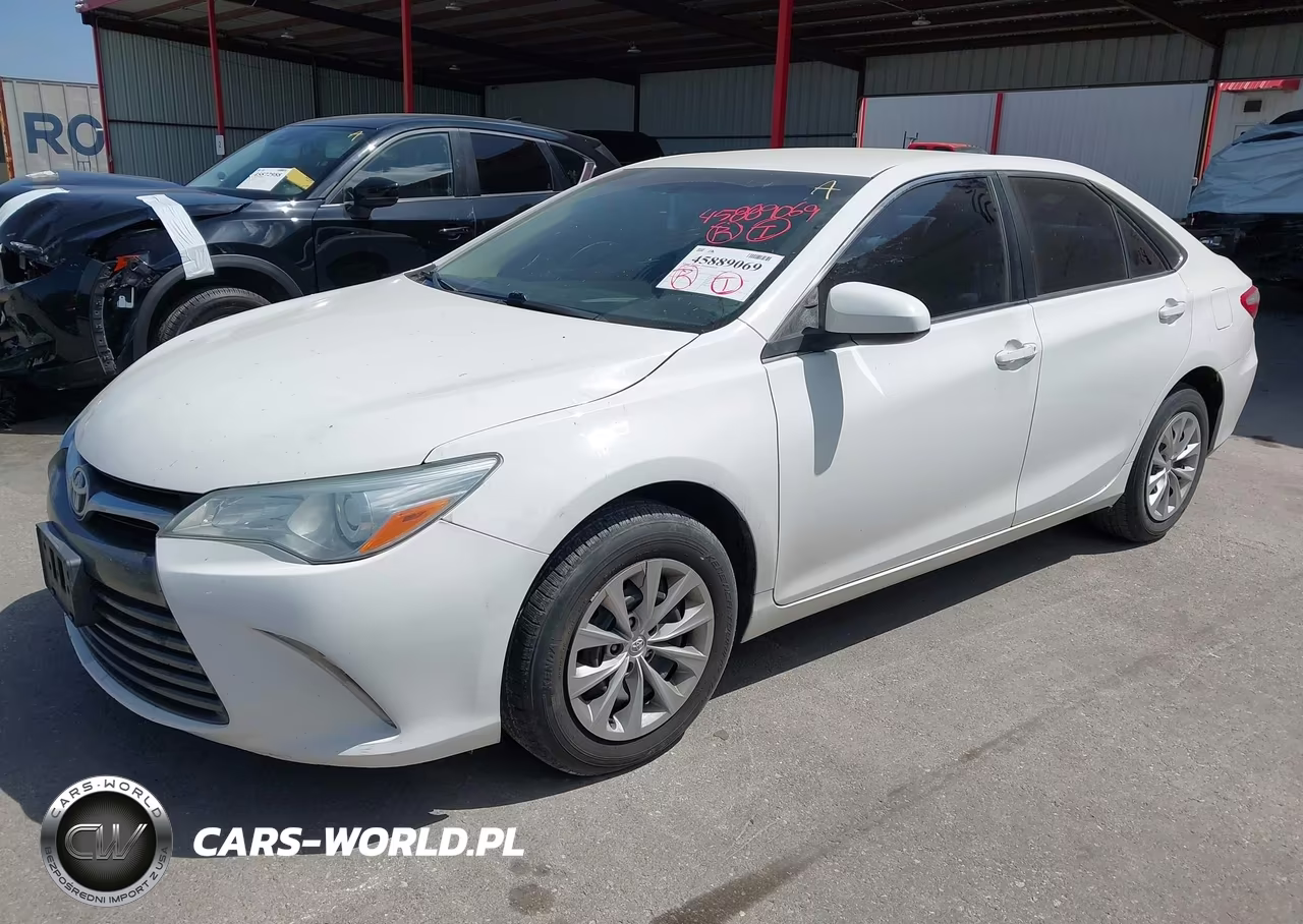 2016 Toyota Camry Le VIN:4T4BF1FK2GR537155 - 2