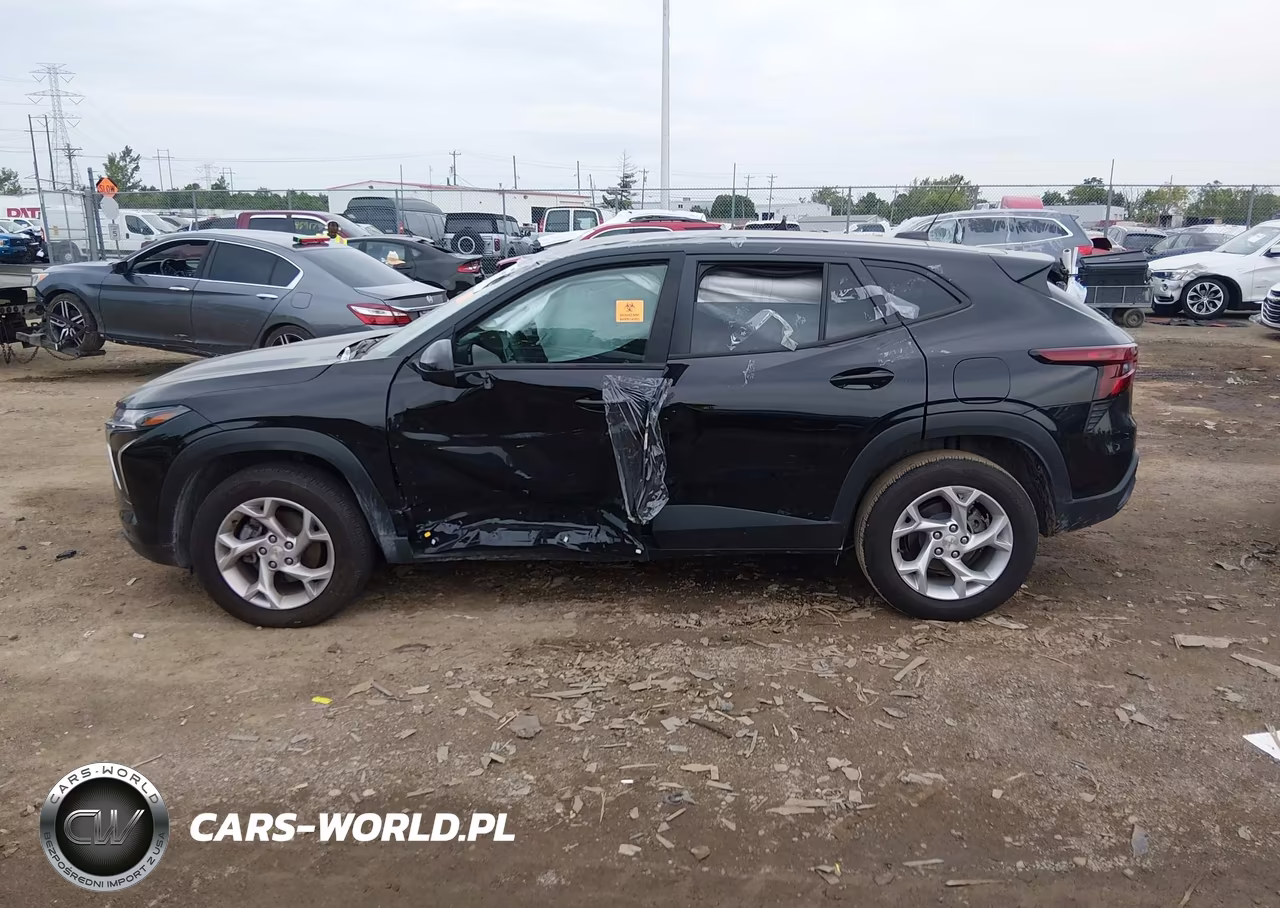 2025 Chevrolet Trax Fwd Ls VIN:KL77LFEPXSC245529 - 14