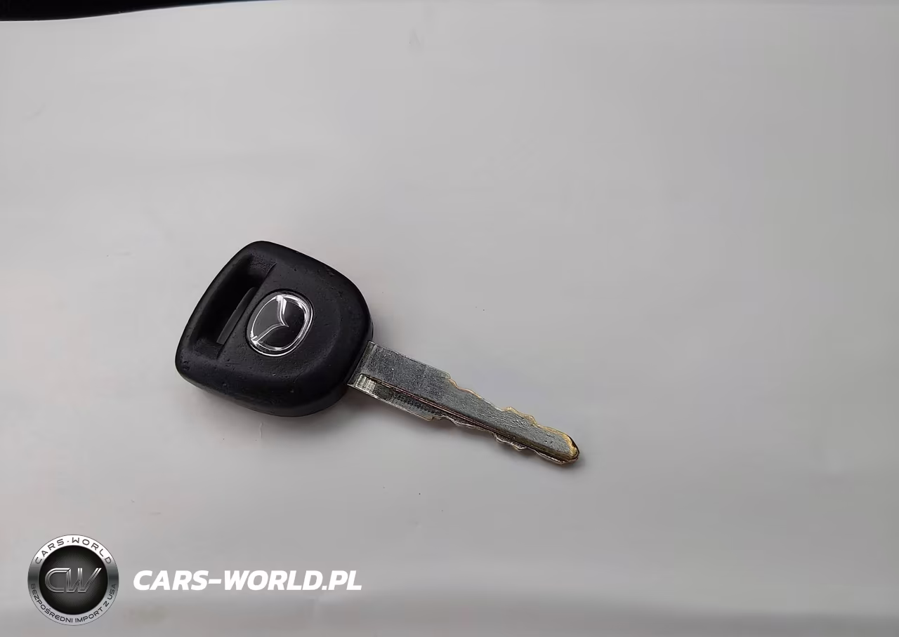 2011 Mazda Mazda3 I Sport VIN:JM1BL1UF7B1445367 - 11