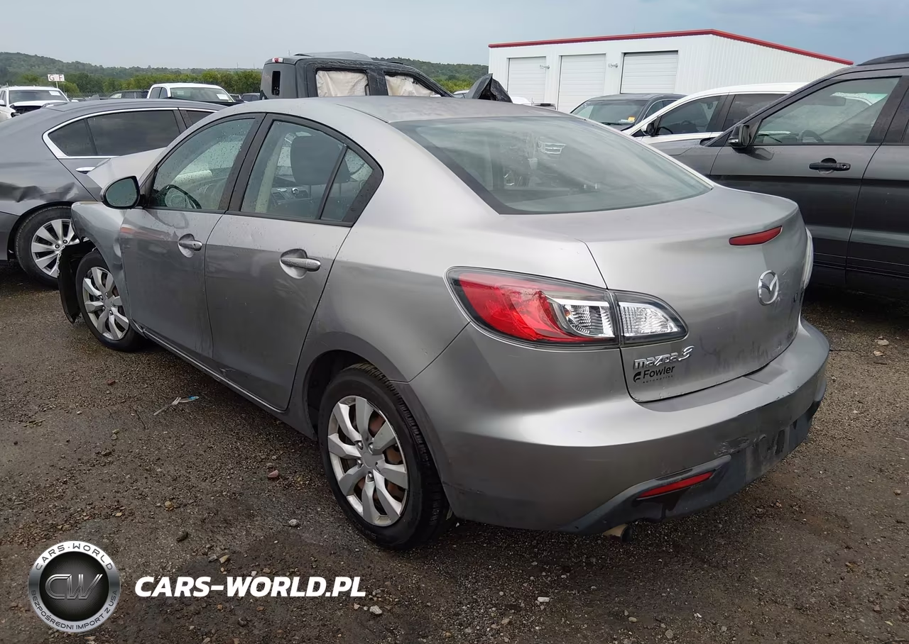 2011 Mazda Mazda3 I Sport VIN:JM1BL1UF7B1445367 - 3