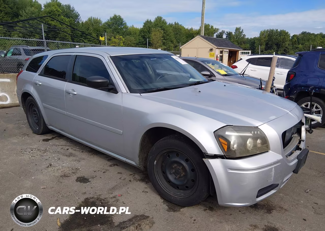 2005 Dodge Magnum Se
