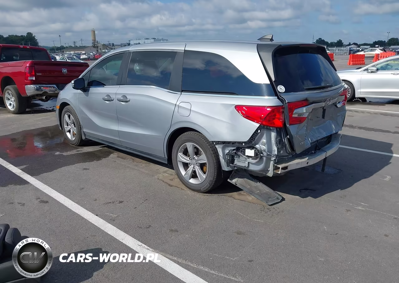 2018 Honda Odyssey Ex-L VIN:5FNRL6H79JB074491 - 3