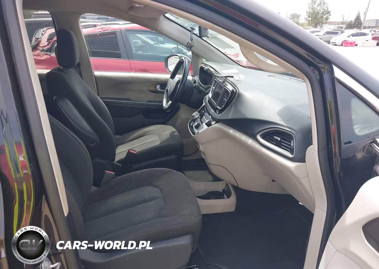 2022 Chrysler Voyager Lx VIN:2C4RC1CGXNR227027 - 5