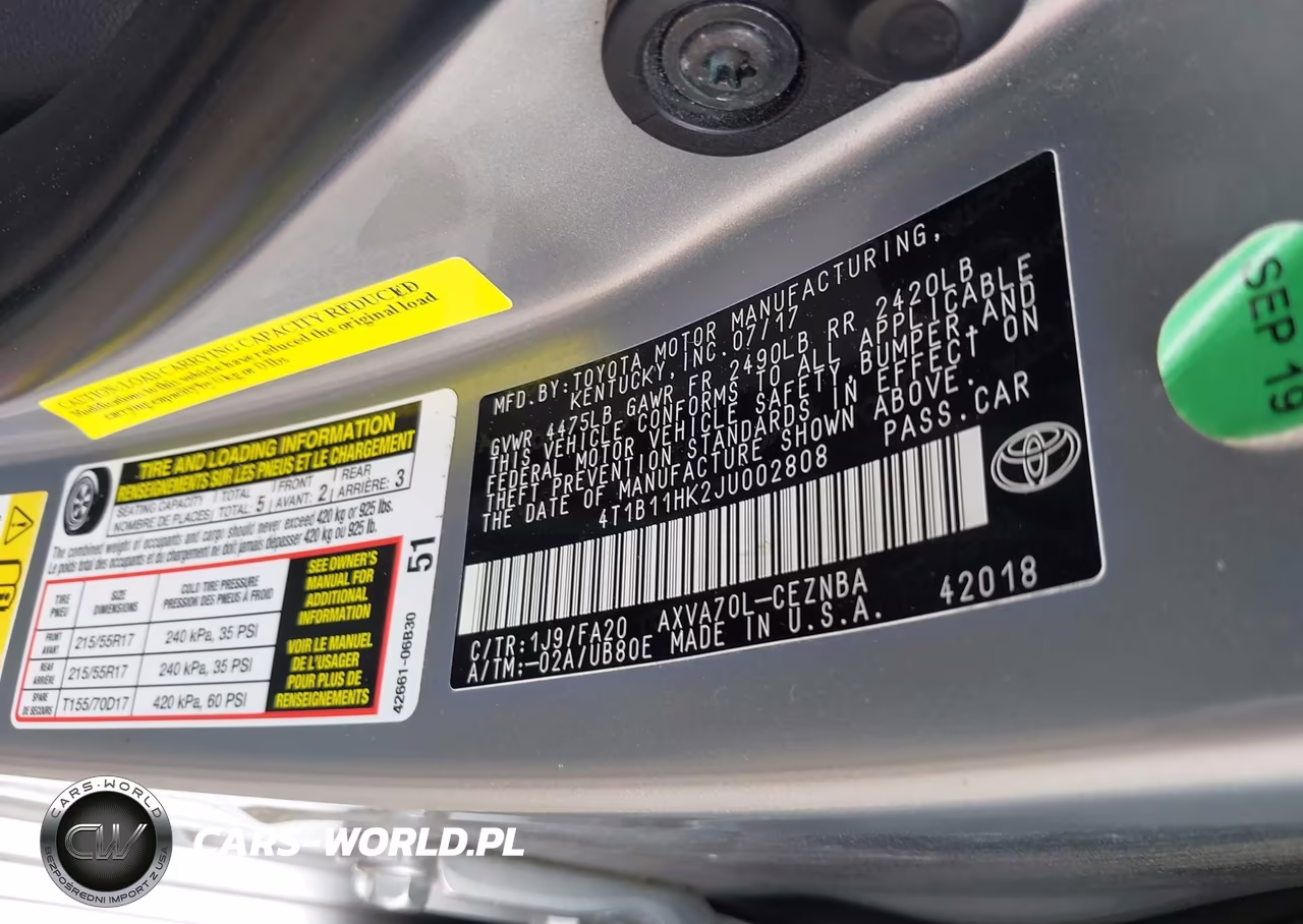 2018 Toyota Camry L VIN:4T1B11HK2JU002808 - 9