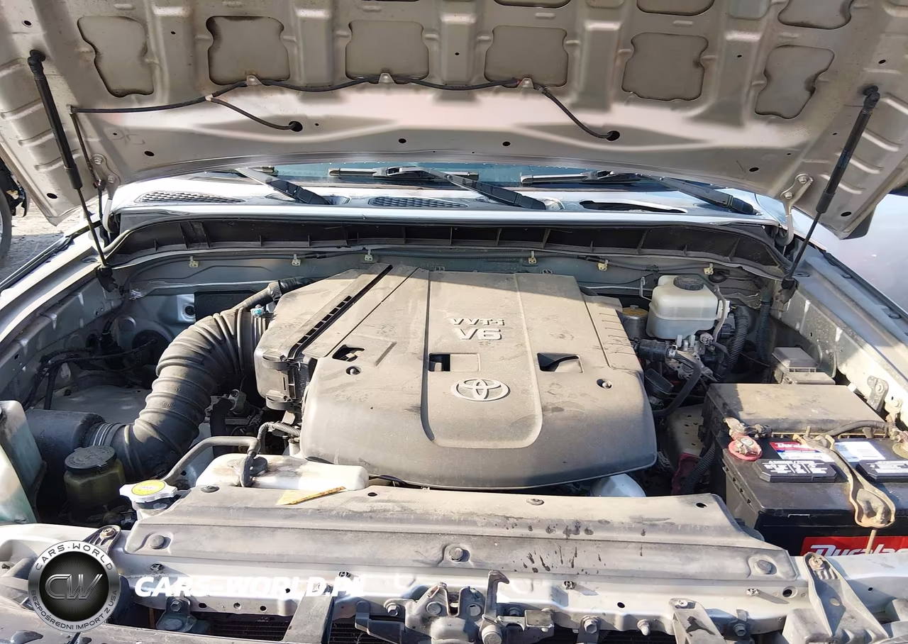 2007 Toyota Fj Cruiser VIN:JTEZU11F770002421 - 10