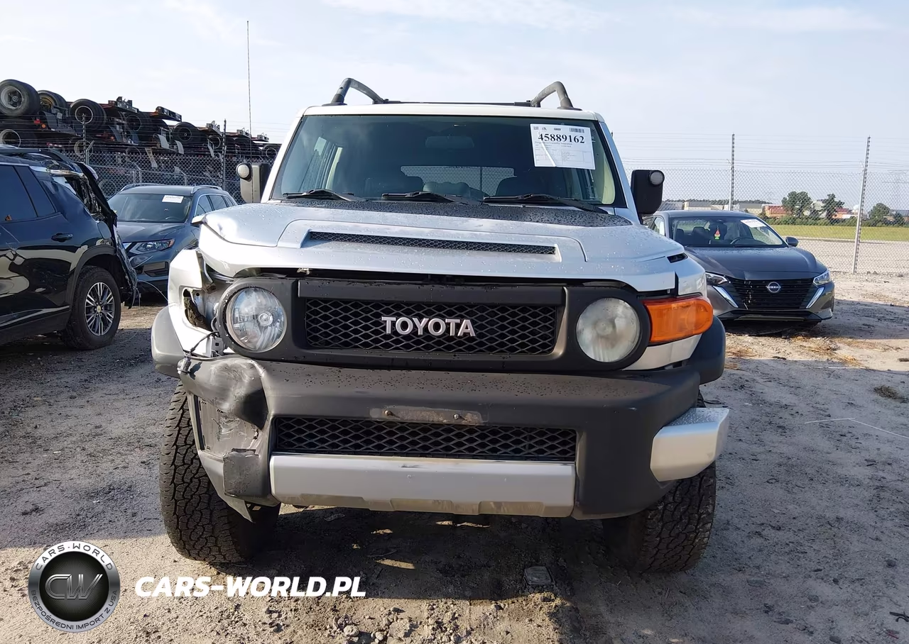 2007 Toyota Fj Cruiser VIN:JTEZU11F770002421 - 12