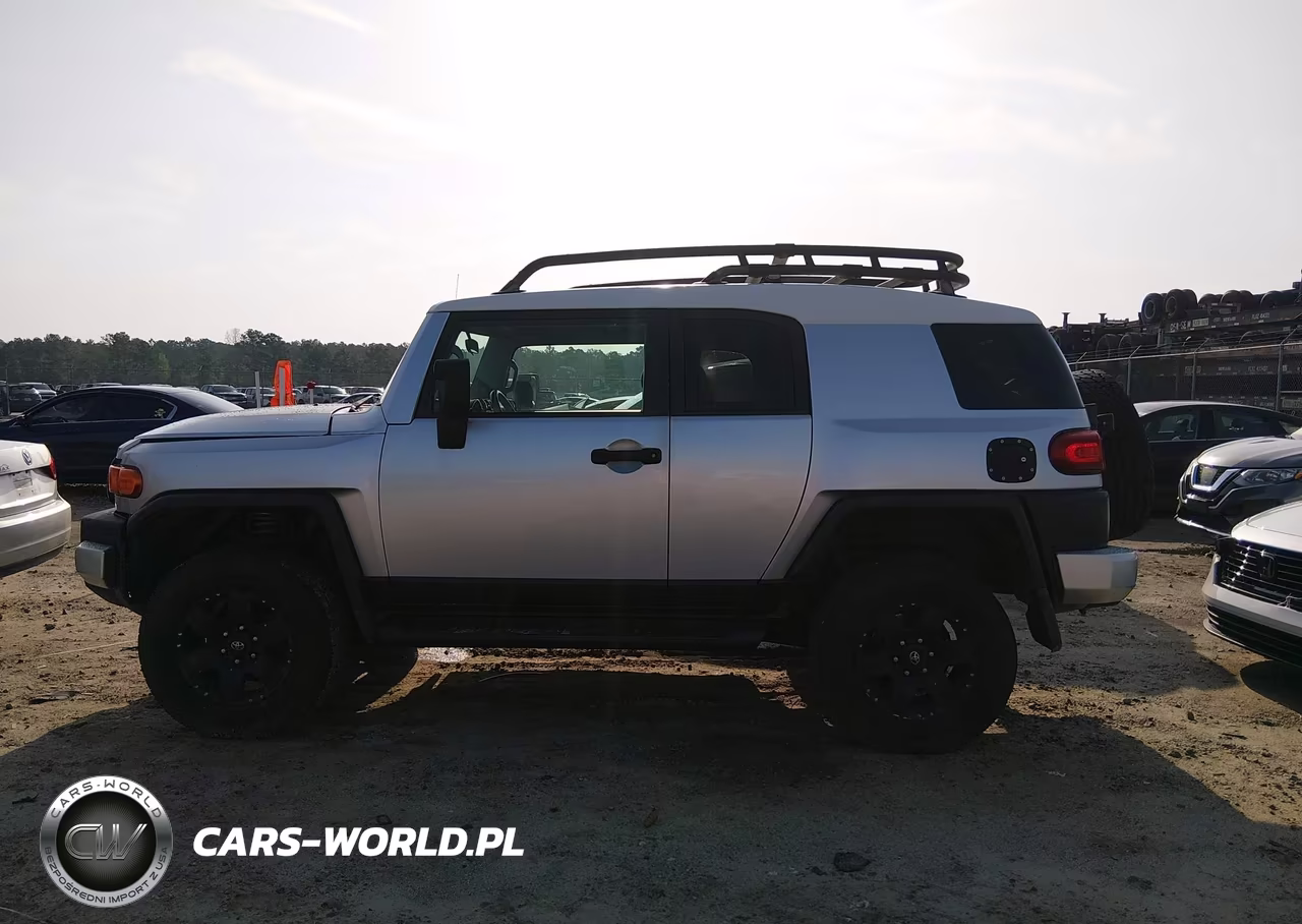 2007 Toyota Fj Cruiser VIN:JTEZU11F770002421 - 14