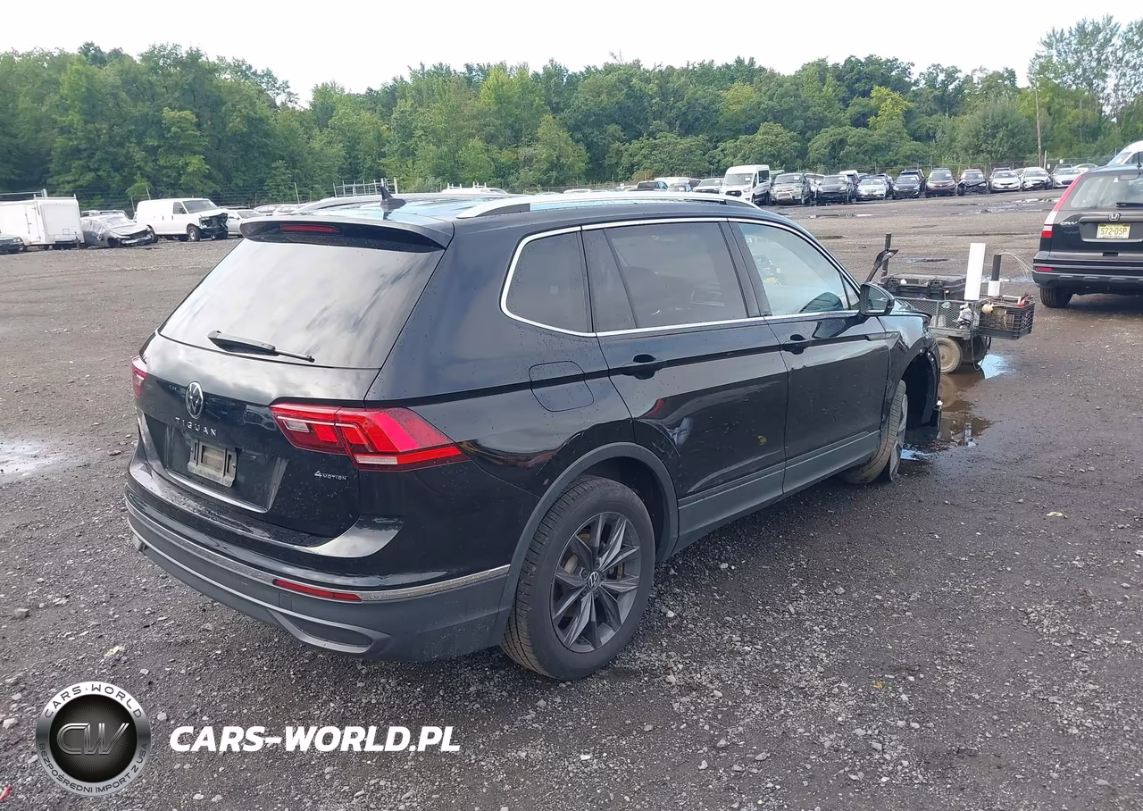 2022 Volkswagen Tiguan 2.0T Se VIN:3VV2B7AX9NM010507 - 17