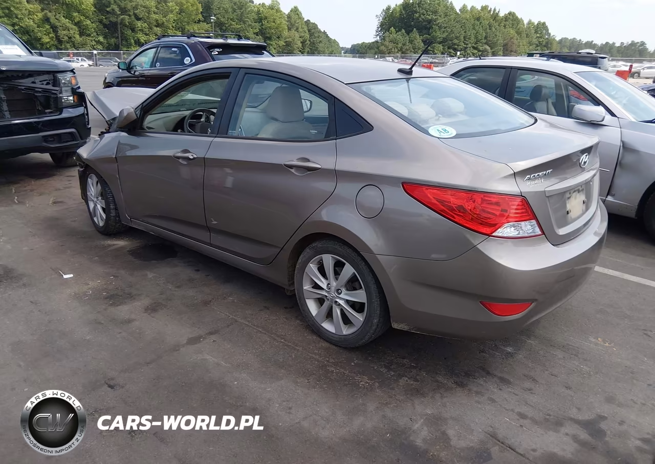 2014 Hyundai Accent Gls VIN:KMHCU4AE1EU757889 - 3