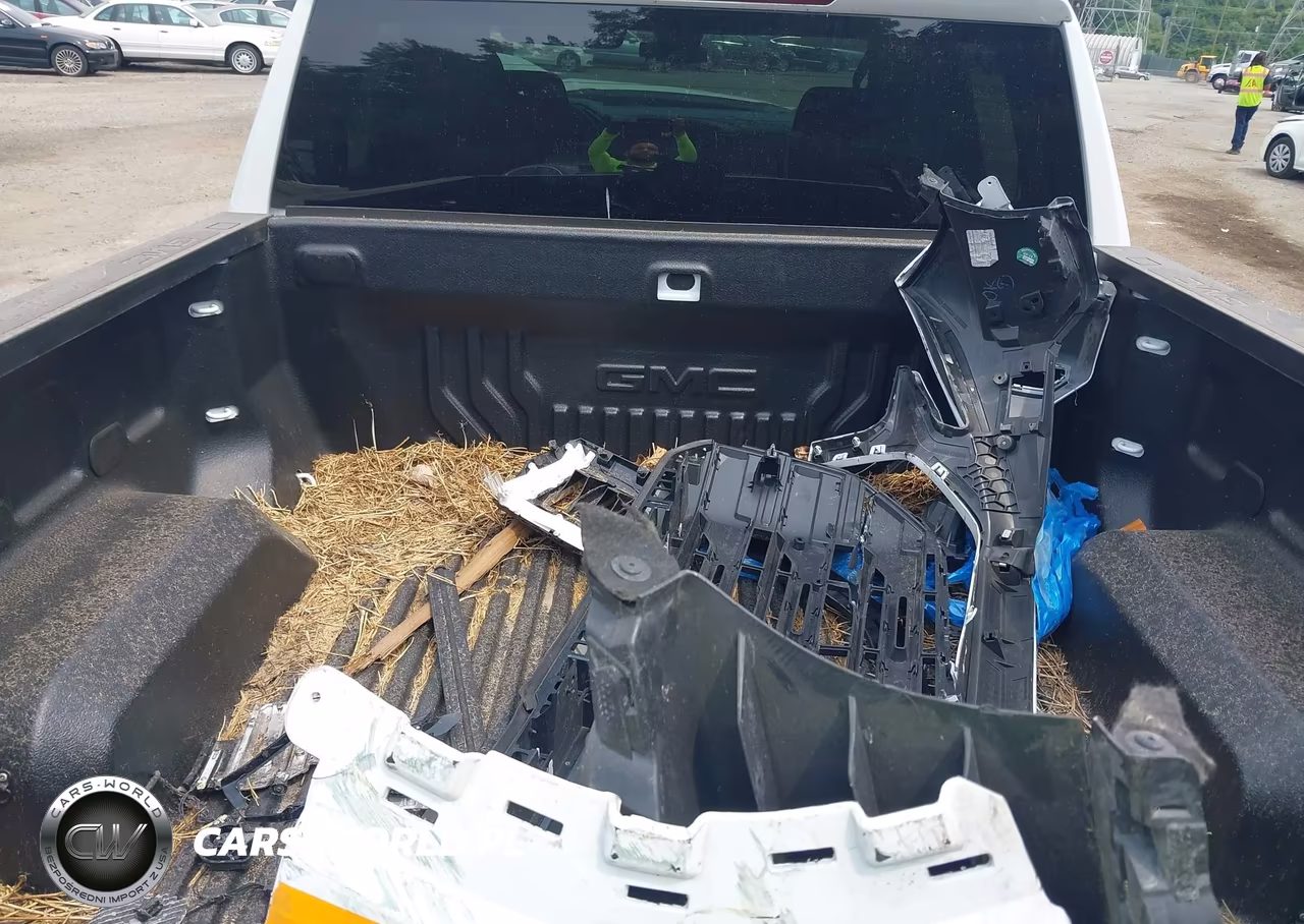 2025 GMC Sierra 1500 4Wd Short Box Elevation With 3Vl VIN:3GTPUJEK5SG346031 - 12