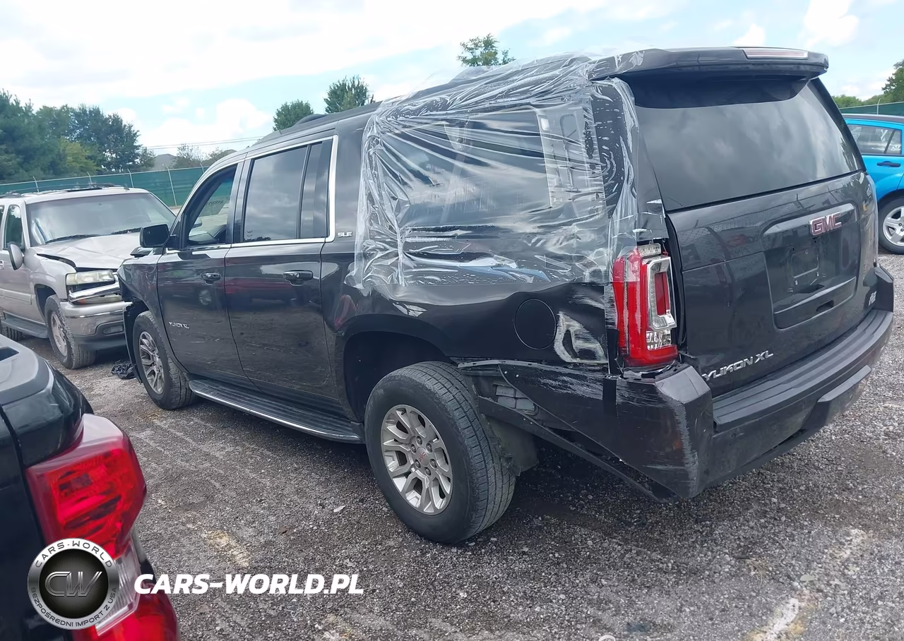2017 GMC Yukon Xl C1500 Sle VIN:1GKS1FKC2HR269631 - 3