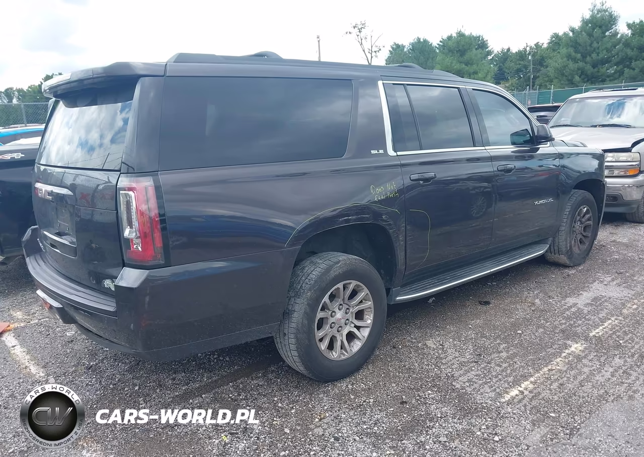 2017 GMC Yukon Xl C1500 Sle VIN:1GKS1FKC2HR269631 - 4