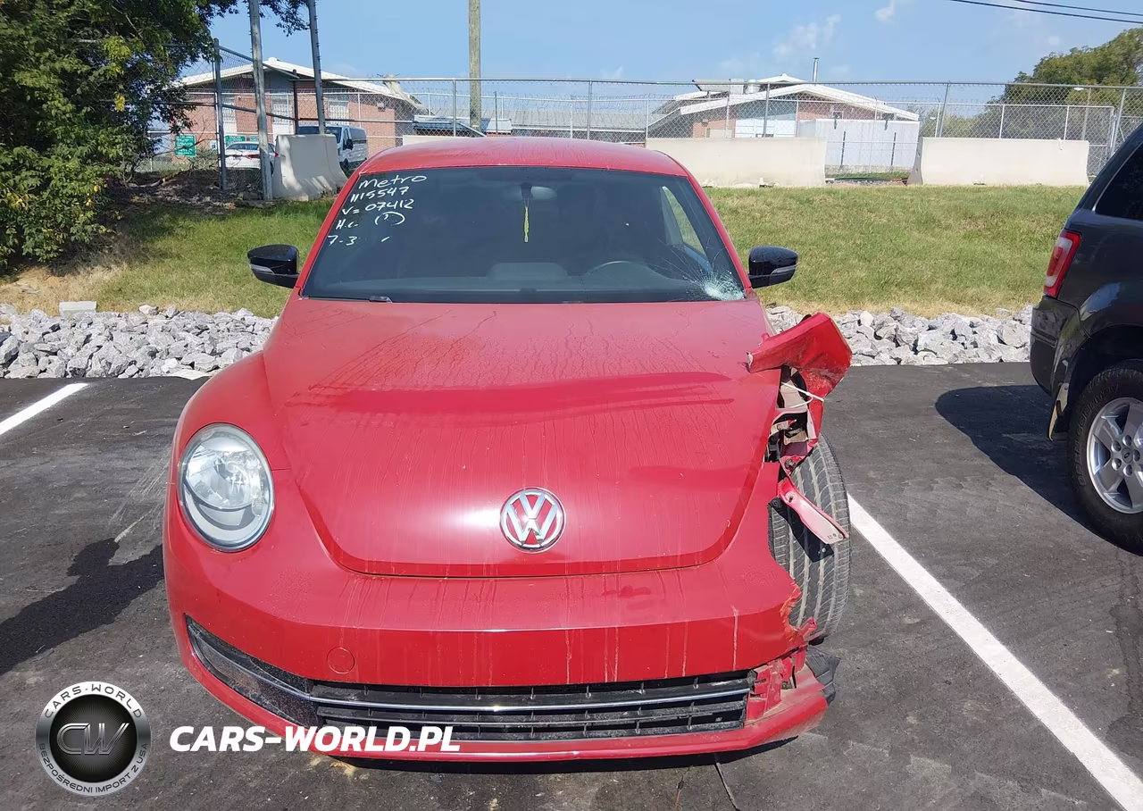 2013 Volkswagen Beetle 2.0T Turbo VIN:3VWV67AT2DM607412 - 12