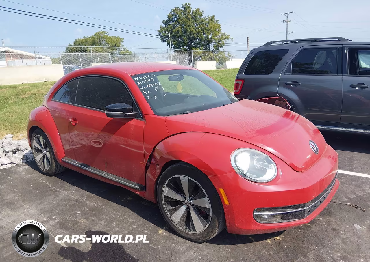 2013 Volkswagen Beetle 2.0T Turbo VIN:3VWV67AT2DM607412 - 13