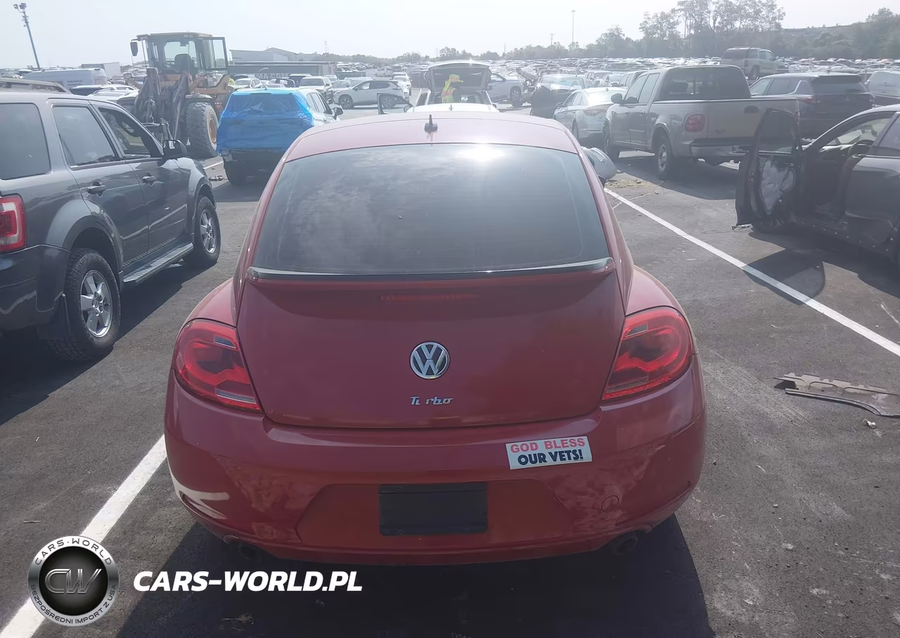 2013 Volkswagen Beetle 2.0T Turbo VIN:3VWV67AT2DM607412 - 16