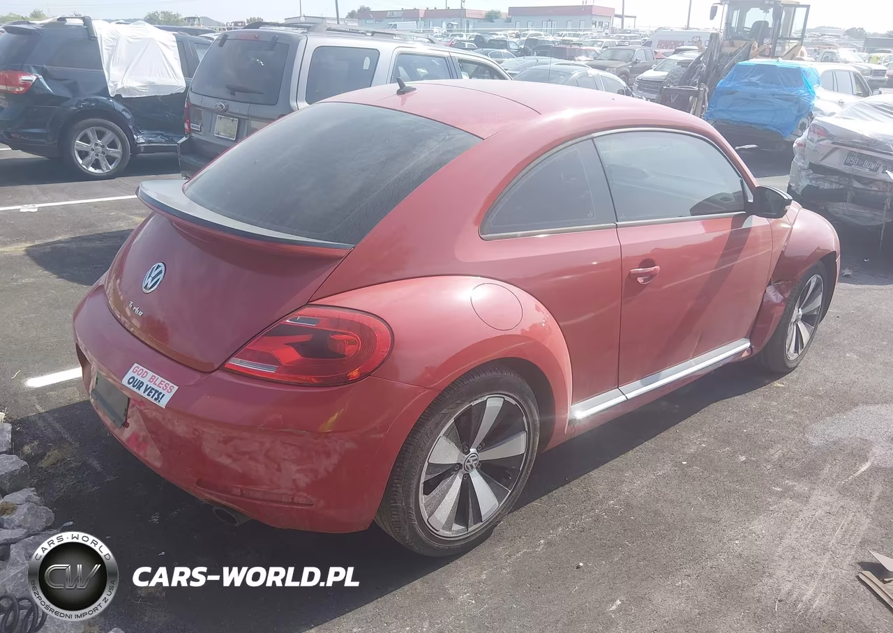 2013 Volkswagen Beetle 2.0T Turbo VIN:3VWV67AT2DM607412 - 4