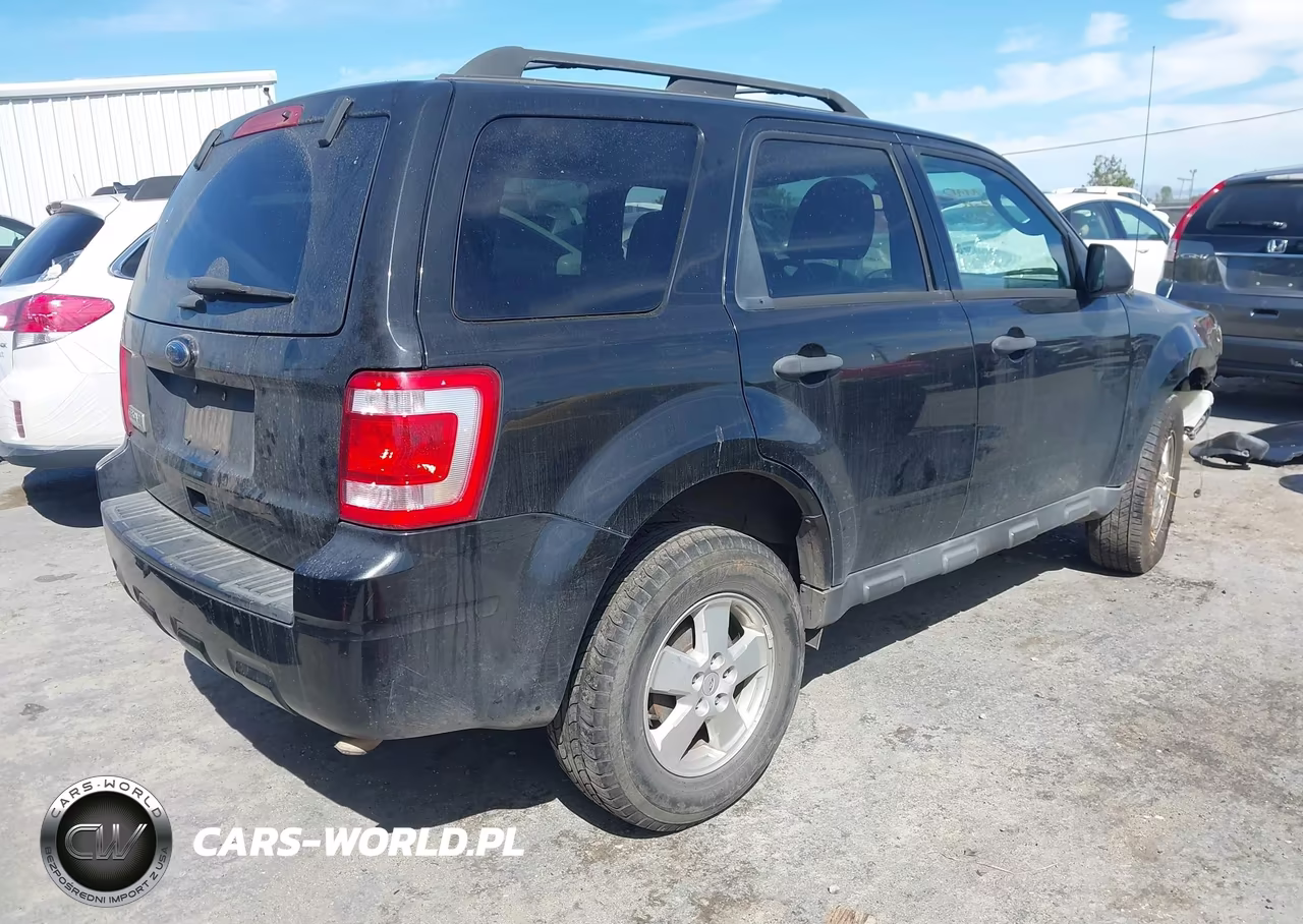 2011 Ford Escape Xlt VIN:1FMCU0D79BKB98492 - 4
